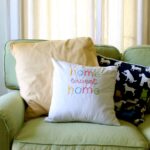 5 Minute Pillow Craft using Chalk Couture